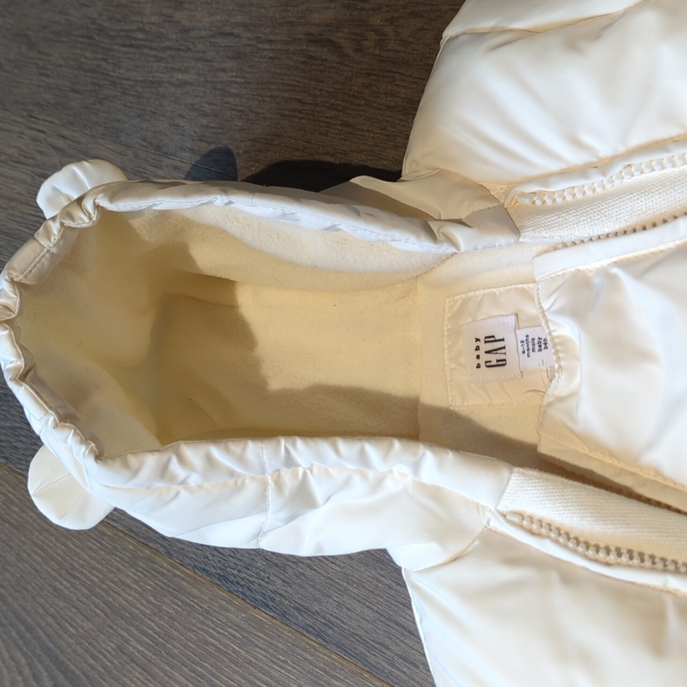 BABY GAP One Piece Snowsuit - Picture 2 of 4